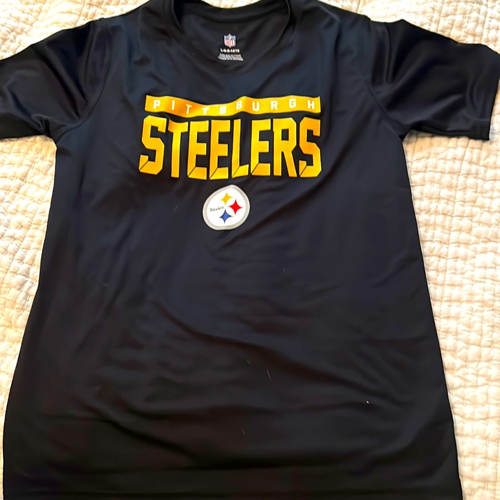 YXL moisture wicking black Steelers tee.